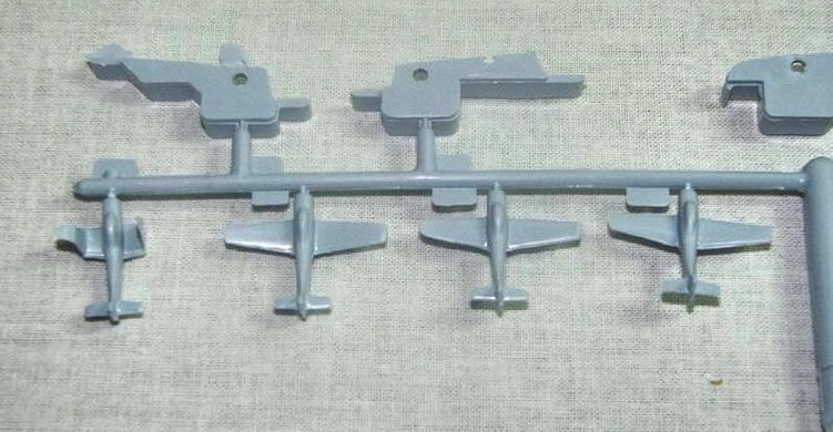 1/600 HMS VICTORIOUS (Airfix 04201) сборная модель