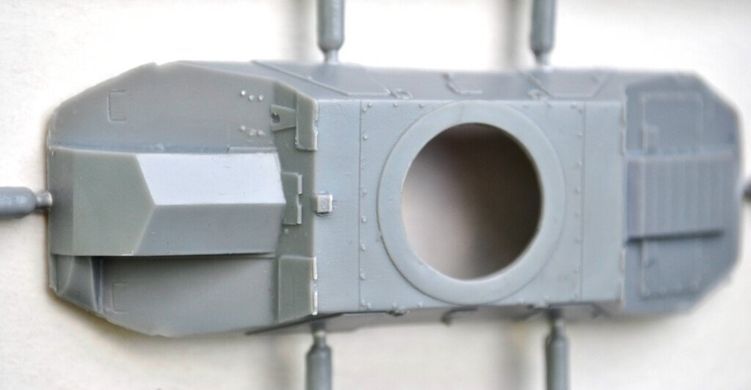 1/72 ADGZ (M-35) австрийский бронеавтомобиль (ACE 72263), сборная модель