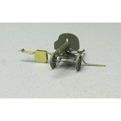 1/35 Патронний короб для кулемета Максим, 2 вида з кулеметними стрічками (Vmodels 35050), збірний металевий