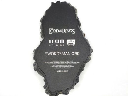 1/10 Колекційна фігура Орка Мечника із "Володаря Перснів" (Iron Studios)
