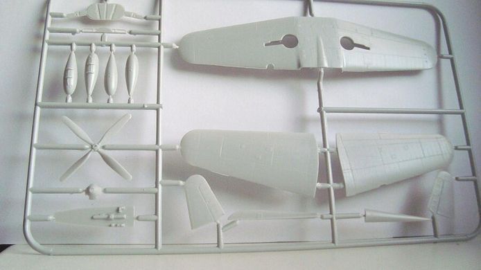 1/72 Bell P-63A Kingcobra радянський винищувач (Токо 112) збірна модель