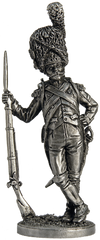 54 мм Рядовий полку піших гренадер Імператорської Гвардії, Франція 1804-15 років (EK Castings NAP-11), колекційна олов'яна мініатюра