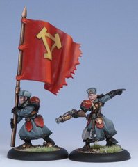 Warmachine Khador Winter Guard Officer and Standard Attach (Blister pack) - Privateer Press Miniatures PRIV-PIP 33048