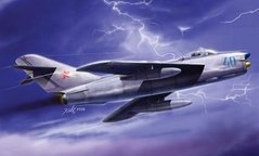 1/48 МиГ-17ПФ советский самолет (HobbyBoss 80336) сборная модель