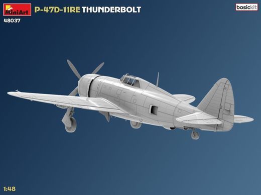 1/48 Истребитель P-47D-11RE Thunderbolt, серия Basic Kit (MiniArt 48037), сборная модель