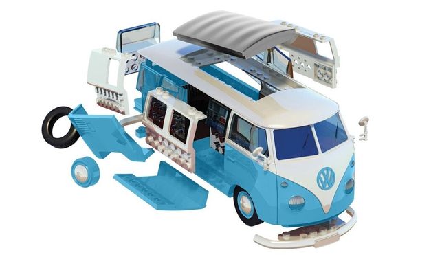 Автомобиль VW Camper Van Blue (Airfix Quick Build J6024) простая сборная модель для детей