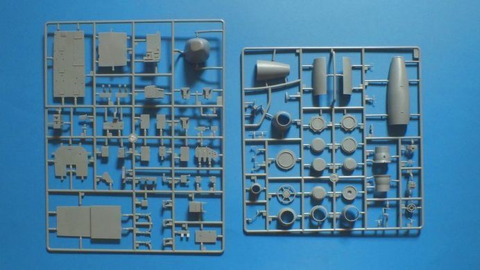 1/48 TA-3B Skywarrior американский стратегический бомбардировщик (Trumpeter 02870) сборная модель