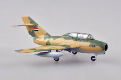 1/72 Микоян-Гуревич МиГ-15УТИ ВВС Ирака, 1980 год, готовая модель (EasyModel 37136)