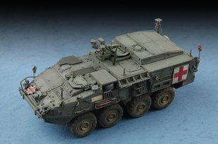 1/72&nbsp;M1133 Stryker MEV бронетранспортер медичної евакуації (Trumpeter 07428), збірна модель