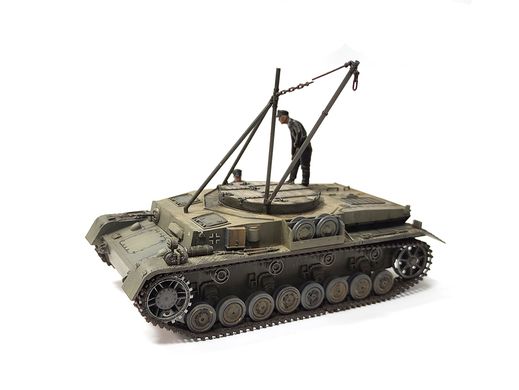 1/35 БРЭМ Bergepanzer IV с фигурами, готовая модель, авторская работа
