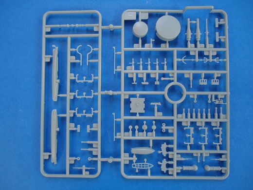 1/350 Beiyang Fleet Flagship "Ting Yuen" китайський броненосець (Bronco Models NB5016), збірна модель