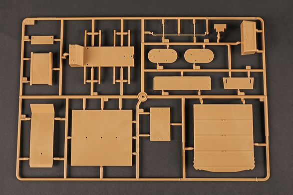 1/35 Тягач MAN KAT1 M1014 з пусковою установкою M2042A1 GLCM TEL для крилатих ракет BGM-109G (I Love Kit 63528), збірна модель