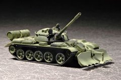 1/72 Т-55 с бульдозерным тралом БТУ-55, советский танк (Trumpeter 07284) сборная модель