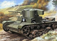 1/72 Т-26 с цилиндрической башней, советский легкий танк (UM Military Technics UMMT 361), сборная модель