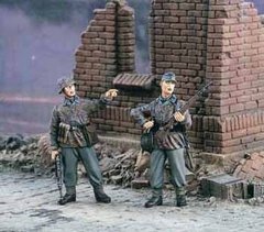 1:35 German Infantry Lock’n Load (2 Figures)
