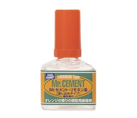 Клей для пластика с кисточкой и запахом лимона, 40 мл (Mr.Cement Gunze Sangyo MC-130)