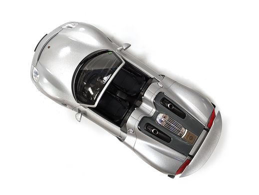 1/24 Автомобиль Porsche 918 Spyder, готовая модель, авторская работа