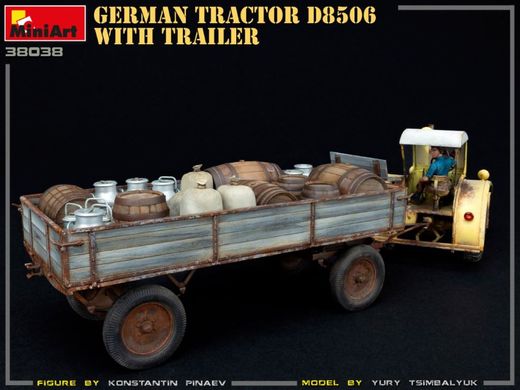 1/35 Трактор Lanz Bulldog D8506 с прицепом и фигуркой водителя (Miniart 38038), сборная модель
