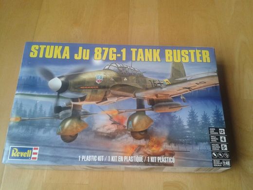 1/48 Junkers Ju-87G-1 Stuka Tank Buster німецький винищувач танків (Revell 15270), збірна модель