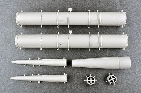 1/35 Пусковая установка 9А82 зенитного ракетного комплекса С-300В (Trumpeter 09518) сборная модель