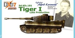 Pz.Kpfw.VI Tiger I поздняя модификация (Alfred Kurmaul) 1:35