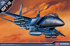 1/72 F-15E Strike Eagle американський винищувач-бомбардувальник (Academy 12478), збірна модель