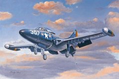 1/72 F9F-2 Panther американский самолет (HobbyBoss 87248) сборная модель