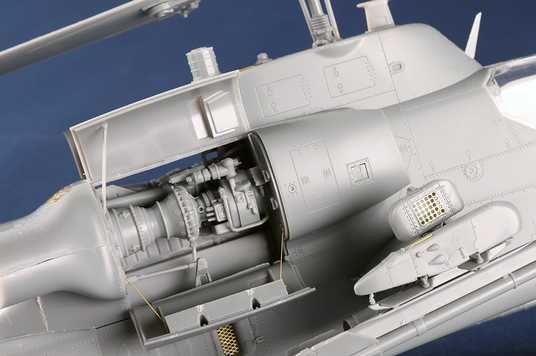 1/35 AH-1W Super Cobra (Turned Exhaust) американський гелікоптер